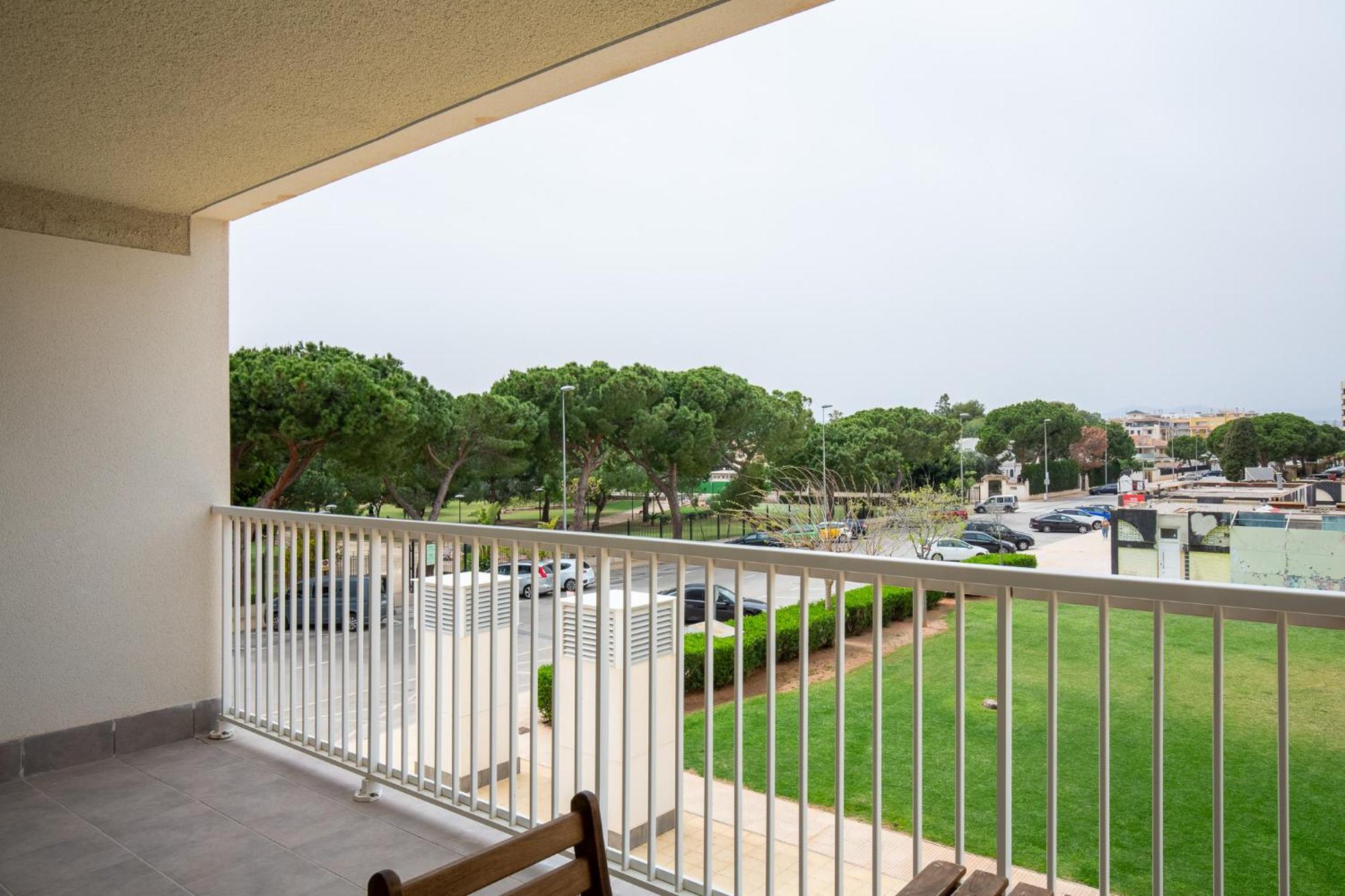 Apartamentos En Canet Al Mar, Junto Playa Y Con Piscina Canet d'En Berenguer Exterior foto